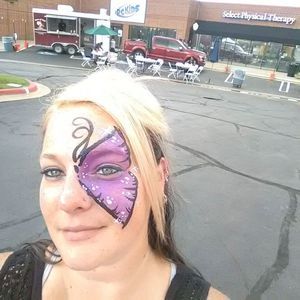 Meet your Posher, Amber